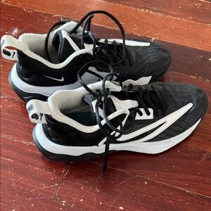 Nike Giannis Immortality 3 Sneakers